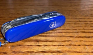 New Victorinox Swiss Army 91mm Knife  DELUXE TINKER PEN Cobalt Blue 1.4723.2P - Picture 1 of 8
