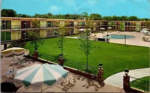 Postal Holiday Inn Midtown verde bolos de Kentucky - Imagen 1 de 2