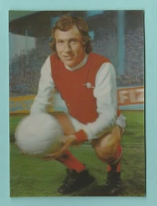 FOOTBALL - THE SUN - GALLERY OF FOOTBALL STARS - BOB McNAB OF ARSENAL - 1972 - Picture 1 of 2