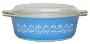 Vintage Pyrex Blue Tulip 043 1 1/2 QT. Oval Casserole Dish w/ Lid - Picture 1 of 10