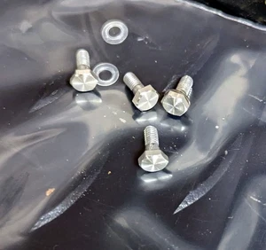 Trim screws from Marantz 6300 turntable - Picture 1 of 2