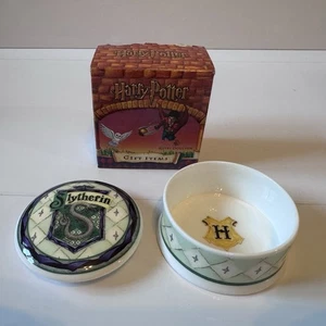 Harry Potter Slytherin House Trinket Box - Royal Doulton 2001 - Picture 1 of 9