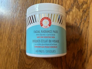 First Aid Beauty FAB - Facial Radiance Pads - 60 Count - Glycolic + Lactic Acid - Picture 1 of 2