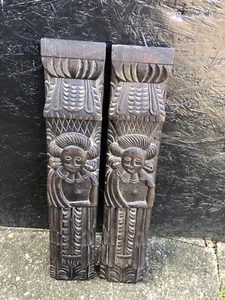 Antique pair of CARVED OAK NOBLEMEN CORBELS plaque appliques caryatids fragments - Picture 1 of 9