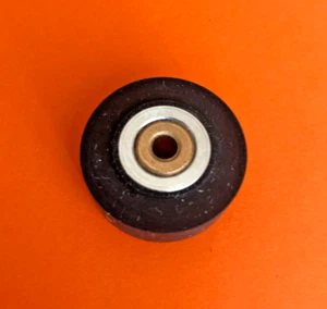 Tascam 32 • Quetschrolle für Tonbandgerät • Hochwertig • Einzelstück - Bild 1 von 3
