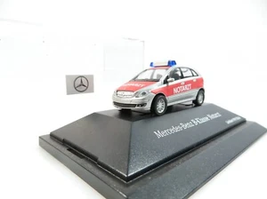1:87 Herpa Mercedes Benz B-Klasse Notarzt Dealer limitierte Ed. #9859 - Picture 1 of 6