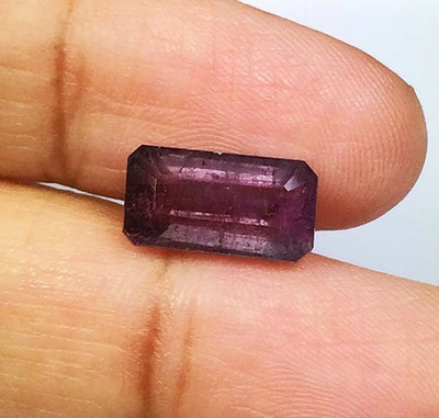 3.92cts Ravishing Color Natural Fancy Tourmaline Loose Gemstone - Image 1 of 3