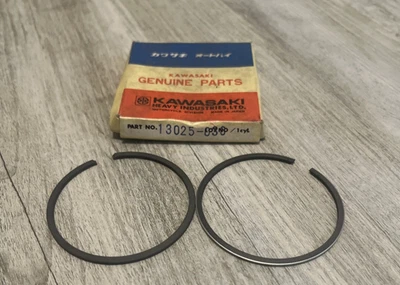 Juego de anillos de pistón Kawasaki vintage O/S .020 13025-036 S2 NOS Foto 1 de 4