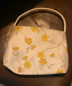 Avon Vintage Gold Floral Clutch Purse With Handle 9" L 7" T - Picture 1 of 3