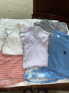 ABERCROMBIE KIDS 15/16 GIRLS LOT OF 4 TEES AND 2 SHORTS - Picture 1 of 12