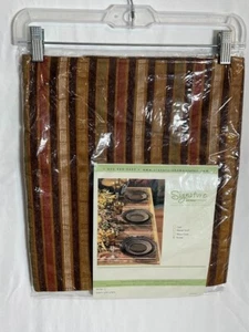 NEW Signature Homestyles Table Runner Texture 6 ft (72 inches) - Picture 1 of 4