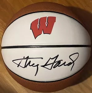 Greg Gard Signed Autographed On Wisconsin Badgers Logo Basketball Psa/Dna - Picture 1 of 3