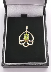 9ct 375 yellow GOLD PERIDOT DROP PENDANT 15x24mm 1.7g pear cut gemstone - Picture 1 of 12