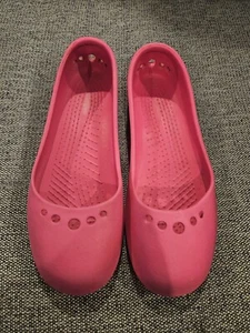 Crocs Women's Pink Slides Flat Ballet Shoes Size 7 Kaydee Authentic Ballerina - Picture 1 of 10