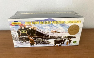 1/87 John Deere HO Scale Precision Locomotives Genesis NIB Collector Edition - Picture 1 of 5