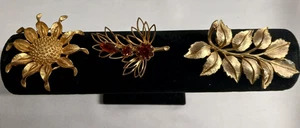 Glamorous Costume Jewellery 3 Brooches Sunflower and Leaf Designs - Picture 1 of 7