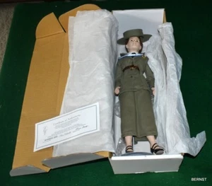 GIRL SCOUT 2000 LIMITED EDITION PORZELLAN JULIETTE LOW PUPPE - NEUWERTIG IN BOX - Bild 1 von 8