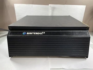 Nintendo 64 N64 Scatola Portaoggetti 24 Giochi Cassetto Porta Cartucce *ROTTO* - Foto 1 di 23