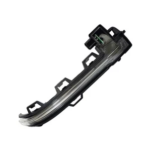 Door Mirror Auxiliary Indicator Light Right for X3 G01 X4 G02 X5 G05 X6 G06 X7 - Picture 1 of 7