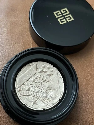 New GIVENCHY Bouncy Highlighter African Light Gold 01 Limited Edition LVMH Italy - Image 1 of 3