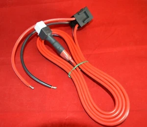 4-pinowy przewód zasilający Yaesu/Kenwood/Icom z 2 bezpiecznikami (LD132B) - Zdjęcie 1 z 6