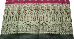 Sushila Vintage Green Sari Remnant Scrap 100% Pure Silk Woven Craft Fabric - Picture 1 of 6