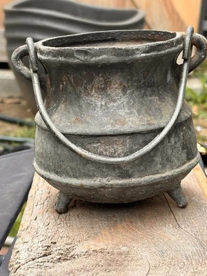 Unique Vintage Cast Iron Cauldron 3 Legged Pot - Image 1 of 4