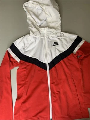 Chaqueta con Capucha Nike Niños/Jóvenes Roja Blanca y Negra Cremallera Completa Talla M | Ajuste Estándar Foto 1 de 4