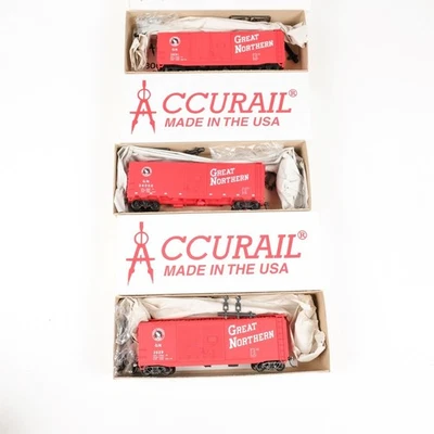 Accurail HO Scale Great Northern GN 40' AAR Steel Box Car Kit Built 3-Pack 3352 - Image 1 of 4