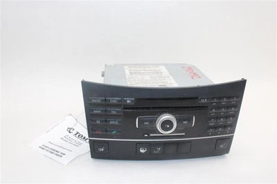 RADIO MERCEDES-BENZ E300 E350 E550 E63 2011 11 2012 12 1338826 Foto 1 de 4