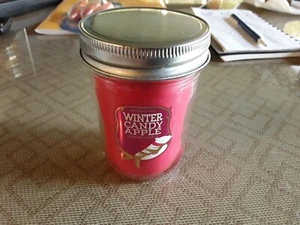 BATH AND BODY WORKS HOLIDAY TRADITIONS "WINTER CANDY APPLE" 6 OZ. KERZE NEU!  - Bild 1 von 3