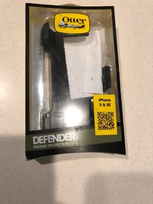 NEW Genuine Otter Box Black Defender Series Belt Clip Holster iPhone 5 / 5S / 5C - Image 1 of 2
