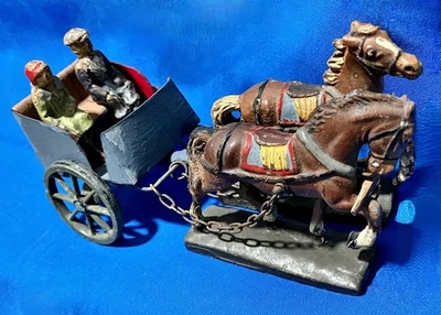 LOTE V5 - DOS ALDEANOS DE COMPOSICIÓN ALEMANA SENTADOS VINTAGE DE 1,75 PULGADAS  Foto 1 de 4