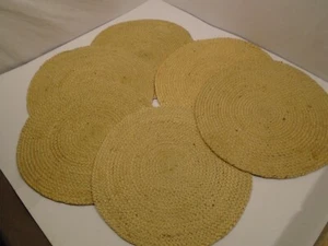Set of 6  15 inch Round Braided woven Natural non slip Placemats  Kitchen Mats - Picture 1 of 3