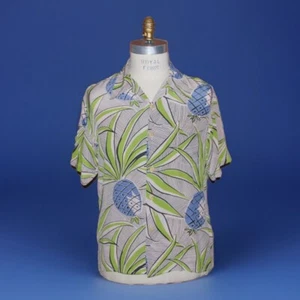 AVANTI Men's Medium Hawaiian Shirt 100% Silk Orginal Authentic Aloha Pineapple - Picture 1 of 7