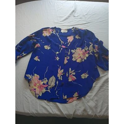 Yumi Kim 100% Silk Anthropologie Purple Floral Blouse Women size Medium  - Image 1 of 4