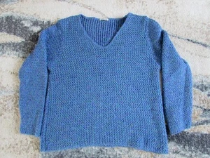 AVALIN V-Neck Pullover Women's Sweater, Blue & Green w/Gold Threads, LRG (VGC) - Picture 1 of 1