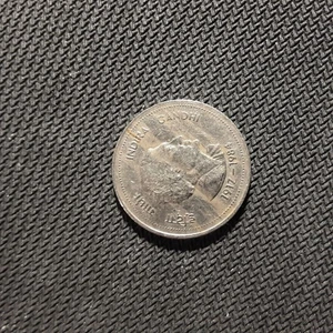 India | 50 Paise Coin | Indira Gandhi | Km:67 | 1985 - Picture 1 of 2