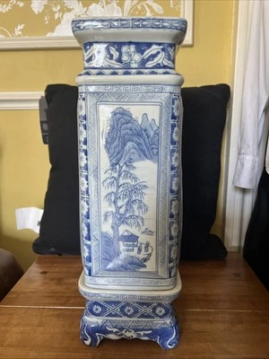 Vintage Chinese Large Blue & White  Art Vase & Stand Good Condition - Image 1 of 4