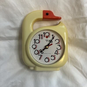 RARE Vintage mechanical alarm clock Chunlei 60s Goose Yellow - Picture 1 of 13
