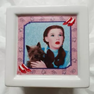 Wizard of Oz Dorothy Coin Piggy Bank Ceramic Toto Ruby Slippers Judy Garland - Picture 1 of 4