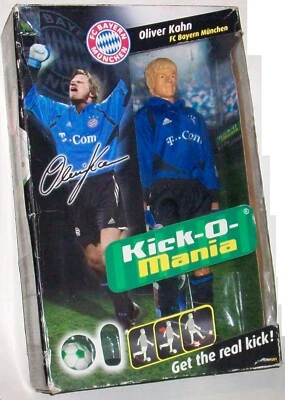 Revell 2004 - Kick-O-Mania OLIVER KAHN Bayern Monaco BOXED - Immagine 1 di 4