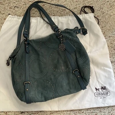 蔻驰 Alexandra 压花袋青绿色皮革麂皮绒防尘袋托特包斜挎包 — 第 1/4 张图片