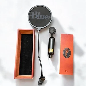 Blue Blackout Spark Condenser Microphone + Pop Filter Blue Yeti BLACK - Picture 1 of 11