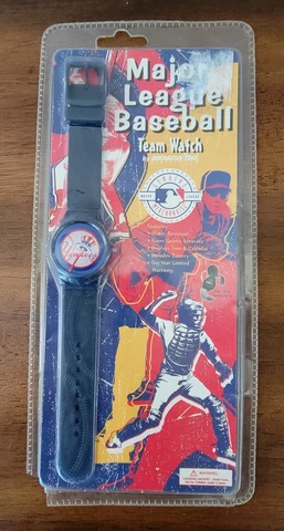 Yankees Merchandise Major League Genuine Kids Club Commemorative Watch VTG New Cover