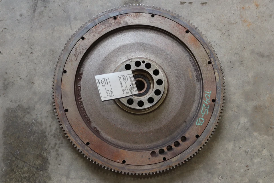 Volante Freightliner Cascadia 125 Detroit DD15 2008-2017 motor A4720320701 OEM Foto 1 de 4