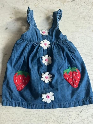 Vestido vaquero fresa/floral para bebé niña MINI BODEN talla 12-18 meses Foto 1 de 2