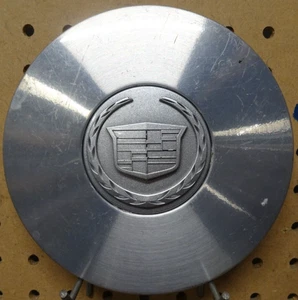 OEM Used 2000-2011 Cadillac Deville Seville CTS STS Center Cap 9594600 4569 4600 - Picture 1 of 7