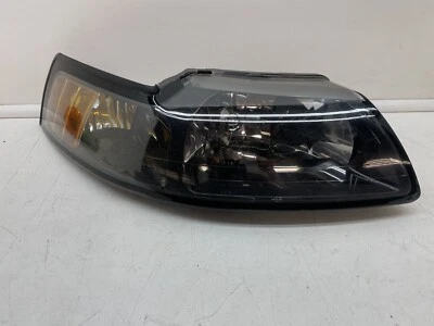 2001 - 2004 FORD MUSTANG OEM RIGHT PASSENGER HEADLIGHT ASSEMBLY LAMP OEM - Image 1 of 4