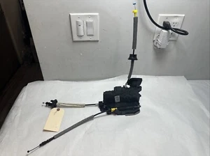 Cerradura de pestillo de puerta trasera izquierda AUDI A8 2022 OEM 4N0839015E - Imagen 1 de 13